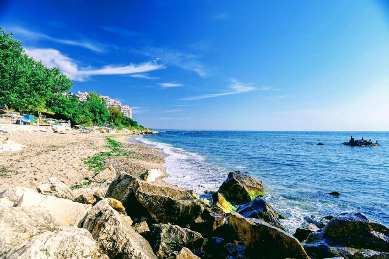 Beach Apartment Rose Altın Kumlar Dış mekan fotoğraf