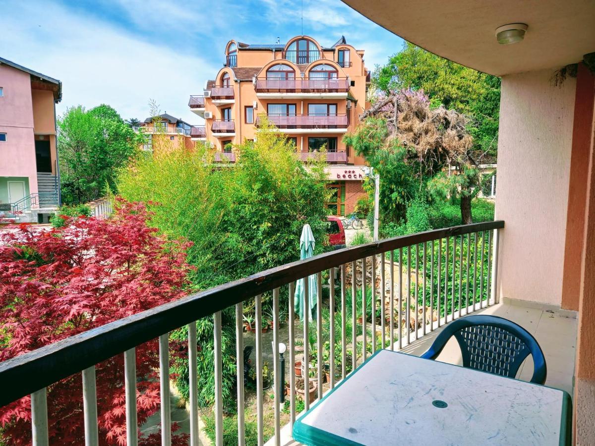 Beach Apartment Rose Altın Kumlar Dış mekan fotoğraf